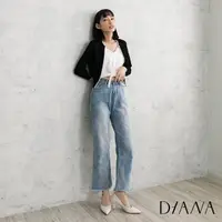 在飛比找momo購物網優惠-【DIANA】7 cm細緻光澤壓紋羊皮素色幾何設計跟尖頭高跟