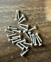 Lot of 25 Athearn HO Scale Compatible Round Head Screws