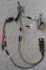 Solderless EZ-INSTALL Wiring 9v Active 2PU 1V NoT BLACK 3Way Long Jack for emg