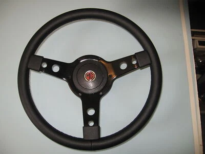 New 14" Vinyl Steering Wheel & Adaptor Hub MG Midget 1970-77 MGB 1970-76 (for: MG)