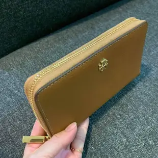 在台現貨🧡3950  TORY BURCH 防刮牛皮Emerson多卡拉鍊中夾 Tb中夾