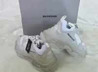 在飛比找Yahoo!奇摩拍賣優惠-BALENCIAGA TRIPLE S TRAINER 巴黎