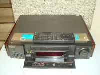 在飛比找Yahoo!奇摩拍賣優惠-SONY新力Hi--Fi VHS卡拉OK放影機