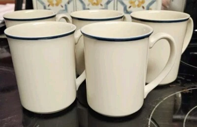 Set of 5 Corningware coffee cups/beige with green trim