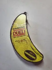 Bananagrams DUEL Cube Game Small Space Word Race Dice 2 Player Fast Educational