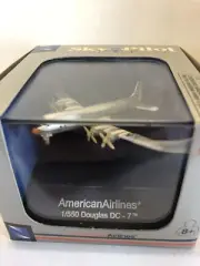 Newray 07117 American Airlines 1/550 Douglas DC-7 Diecast