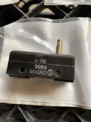 New Micro Switch G RS 9050 Micro Switch L103 15 A 125 480 VAC