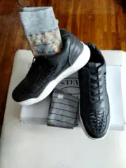 STEVE MADDEN Men's Valor Gray Woven Fashion Sneaker Size 10 w/Socks!!