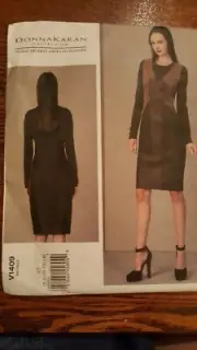 Vogue Designer Pattern V1409 Sheath Dress Color Blocking Insets Sizes 6 to 14 UC