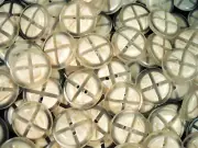 Buttons 17.5mm Beige 30pc Sewing Clothing Crafts Sew Dressmaking