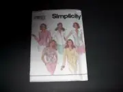 Simplicity Pattern 8845 Misses' Semi-Fitted Button Front Tops 5 Styles 12~16 UC