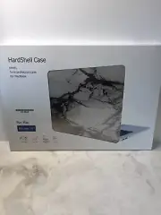 SLEEK HARDSHELL PROTECTIVE CASE FOR A MACBOOK RETINA 15' - MARBLE