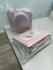 Fujifilm Instax Mini 11 Blush Pink Accessory Kit New