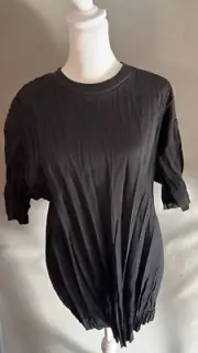 Cos Woman’s blouse Black SZ S