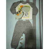 在飛比找蝦皮購物優惠-baby city寶寶休閒套裝（尺寸2）送同款長褲一件