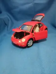 Vintage Burago Volkswagen New Beetle Bright Red 1:18 Diecast on Display Stand.84
