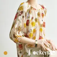 在飛比找momo購物網優惠-【Lockers 木櫃】夏季明媚油畫一字領上衣 L11206