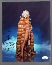 CONNIE STEVENS HAND SIGNED 8x10 COLOR PHOTO VERY SEXY POSE IN FUR COAT JSA