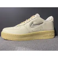 在飛比找蝦皮購物優惠-[Ban]NIKE WMNS AIR FORCE 1 07 