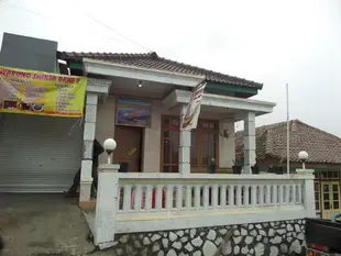 布羅莫的1臥室公寓 - 20平方公尺/1間專用衛浴Bedroom for 3/4pax at Cemara Lawang near Bromo