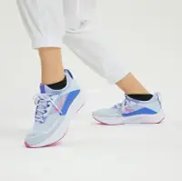 在飛比找Yahoo!奇摩拍賣優惠-NIKE Zoom Fly 4 馬拉松 輕便 防滑 女跑步鞋