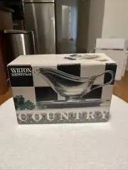 Vintage RWP Wilton Armetale Pewter Footed 6 Oz Gravy Boat with Oval Tray In Box
