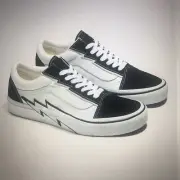 Size 13 - VANS Old Skool Bolt - Black