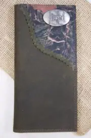 ZEP-PRO Nebraska Huskers Roper Leather Fence Row Camo Wallet BURLAG GIFT BAG