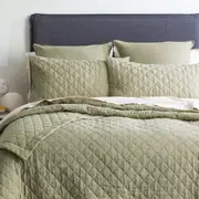 Renee Taylor Cavallo Stone washed French Linen Quilted Bed Coverlet Set Jade