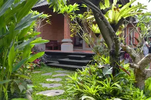 烏布大道花園民宿Way Ubud Garden House