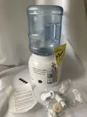 Hallmark Maxine Water Dispenser Tabletop 128 Oz Ceramic - New W Tag - NICE!