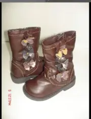 Sonoma Life+Style Toddler Girls Boot shoes - Size 5 - Color Brown