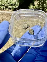 meteorite: Hassi Messaoud (martian Nakhlite) Weigh 0.550 Grams. 2 Fragments