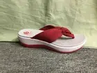 New Women’s Clarks Cloudsteppers 26124662 Arla Glison Flip Flop in Red size 12