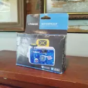 Polaroid SL35V Waterproof 35mm One Time Use Camera 800 Speed 27 Exp. EXP 03/2015