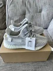 Size 8 - adidas Yeezy Boost 350 V2 2018 Low Static Non-Reflective