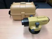 Topcon AT-B3 28x Optical Builder's Dumpy Level (Calibrated)