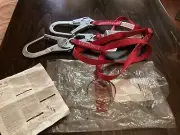 Protecta Pro Series Shock Absorbing Lanyard Fall Arresting Model 1340180 New