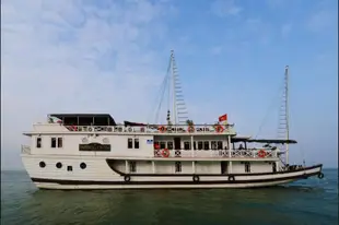 下龍灣帝國傳奇船屋Imperial Legend Cruise Ha Long