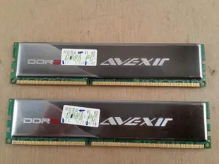 宇帷 AVEXIR 4GBx2=8GB DDR3 1600（AVD3U16000904G-2SW）