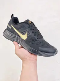 在飛比找Yahoo!奇摩拍賣優惠-耐克Nike Pegasus Turbo Shield 30