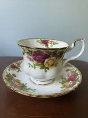 Royal Albert Old Country Roses Tea Cup and Saucer