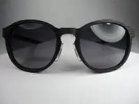 在飛比找Yahoo!奇摩拍賣優惠-信義計劃 眼鏡 全新真品 ic! berlin  Helen