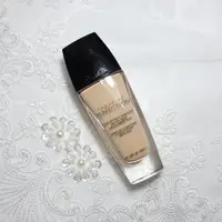 在飛比找蝦皮購物優惠-嬌蘭 超時完美輕粉底 GUERLAIN