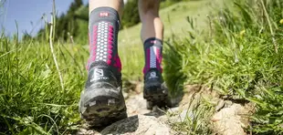 《Compressport 瑞士》Pro Racing Socks V4.0 Trail V4 越野跑襪 磁鐵灰粉 Magnet/Magenta