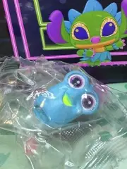 Disney Doorables Series Neon Glow Finding Nemo - Dory - New And Sealed