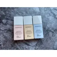 在飛比找蝦皮購物優惠-迪奧 DIOR 雪晶靈潤色隔離妝前乳 spf35 pa+++