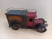 Vintage style Jones and co truck in excellent condition