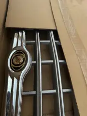 Chrysler 300 Mesh Grille with Chrysler Winged Logo