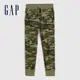 Gap 男童裝 素色鬆緊束口棉褲 碳素軟磨系列-綠色迷彩(619547)